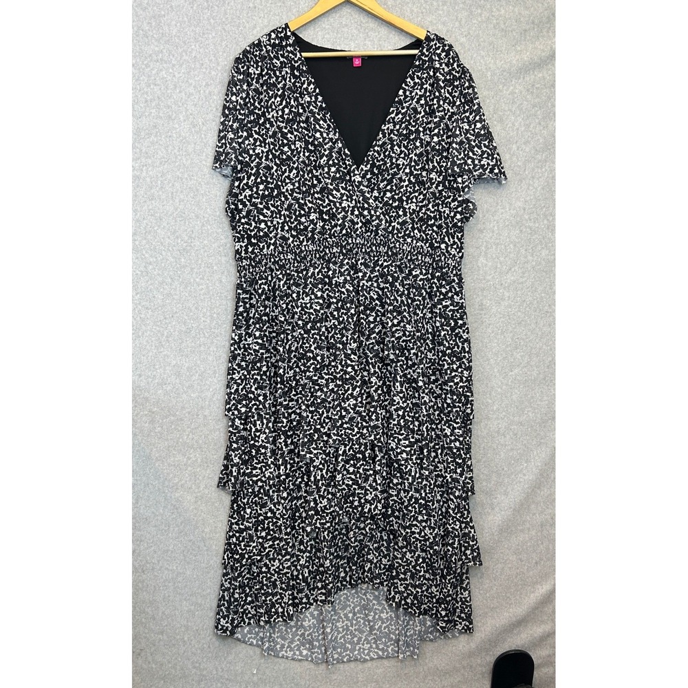 Vince Camuto Size 3X Long Midi Dress Black White Abstract Tiered Smocked Office